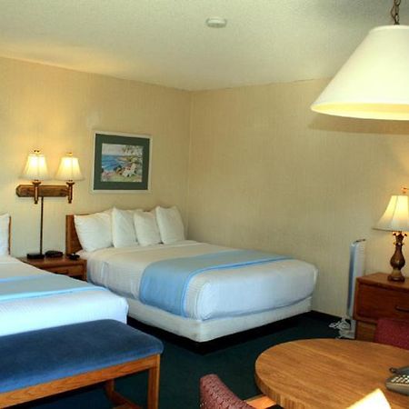Cabrillo Inn At The Beach سانتا باربارا المظهر الخارجي الصورة