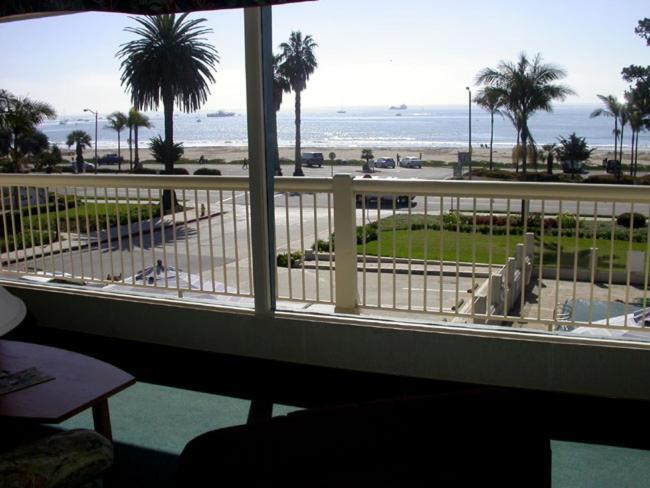 Cabrillo Inn At The Beach سانتا باربارا المظهر الخارجي الصورة